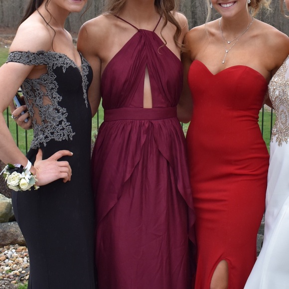 Lulu’s Maroon Prom Dress - Picture 2 of 4